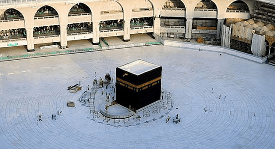 Saudi tells Muslims to wait on Hajj plans amid coronavirus crisis
