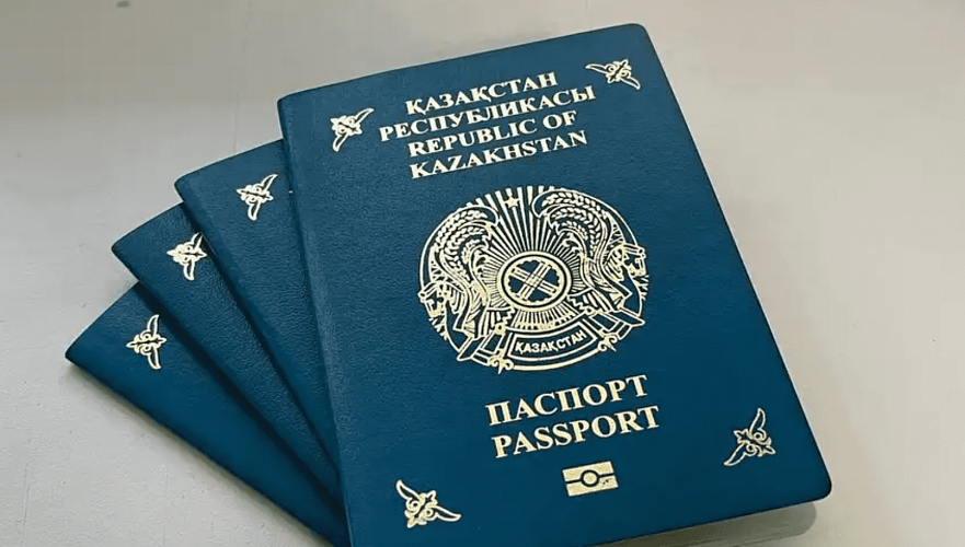 Seven Kazakh citizens with dual citizenship detained at border