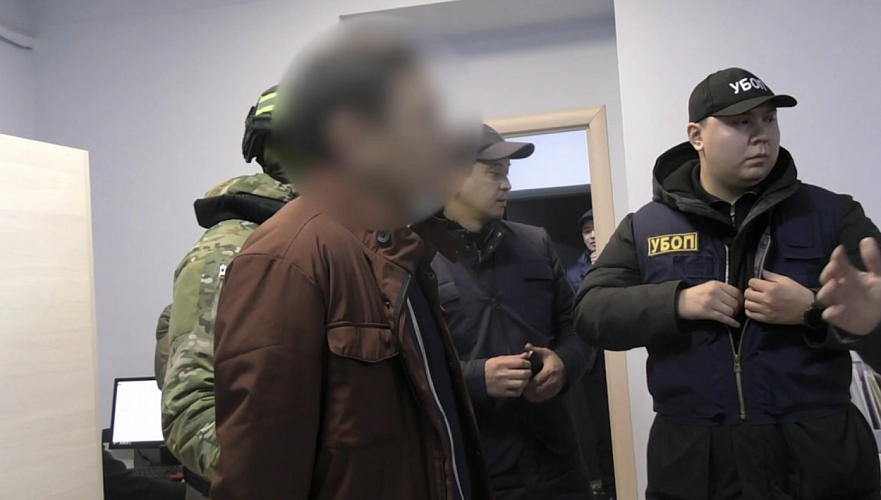 Two bloggers arrested for two months in extortion case in Almaty