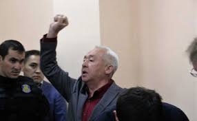 Seitkazy Matayev, head of Union of Journalists of Kazakhstan, awarded with medal "For bravery" named after well-known rights advocate Andrey Sakharov