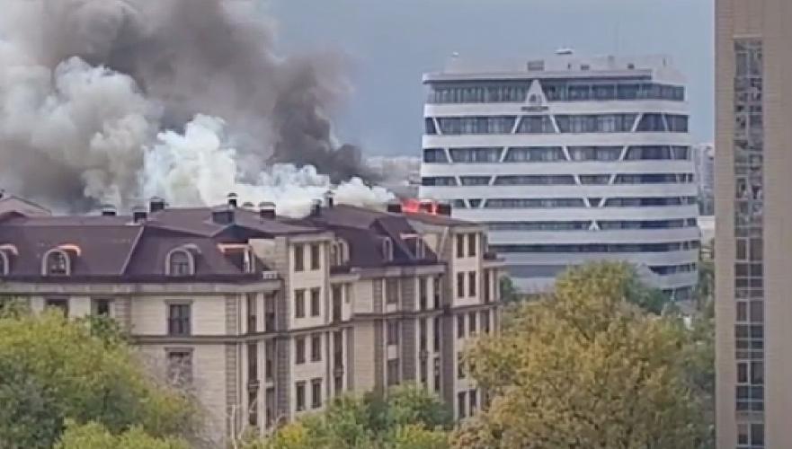 Fire in residential high-rise building in Almaty covers an area of 350 square meters