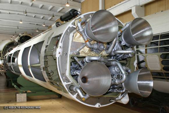 Крупнейший в мире твердотопливный ракетный двигатель испытали во Французской Гвиане