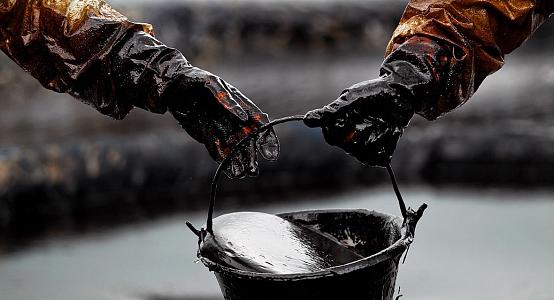 Oil prices down, could derail OPEC+ output plan