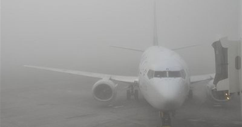 Время множества вылетов из аэропорта Атырау перенесли из-за непогоды