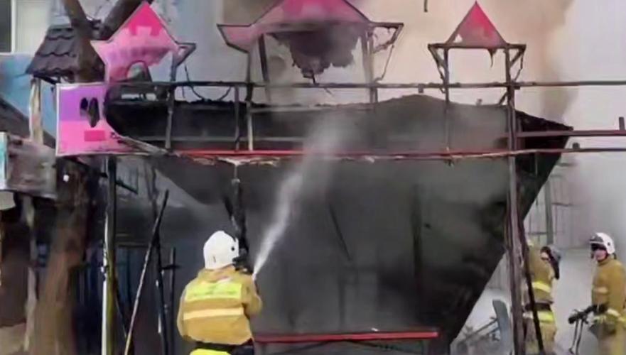 Amusement park caught fire in Shymkent