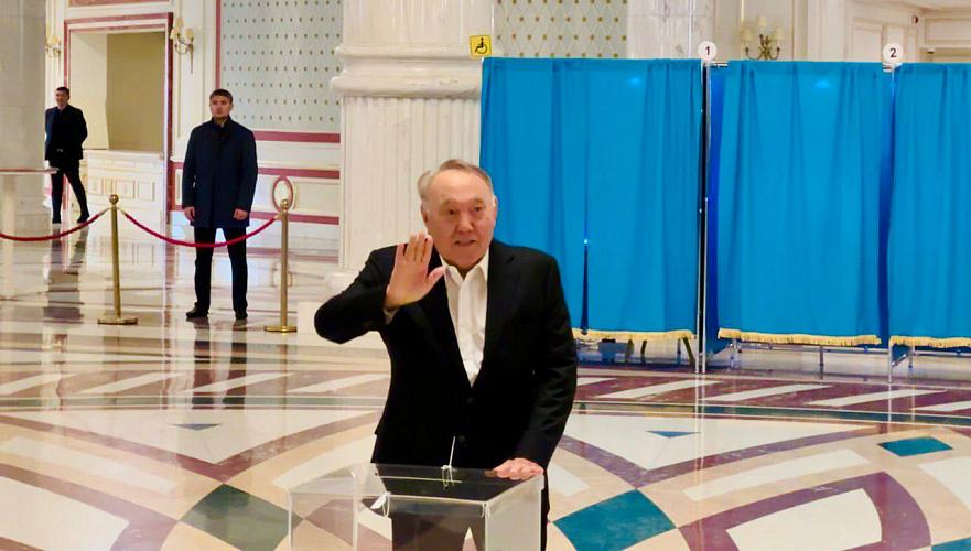 Nazarbayev ignored question about his country of residence