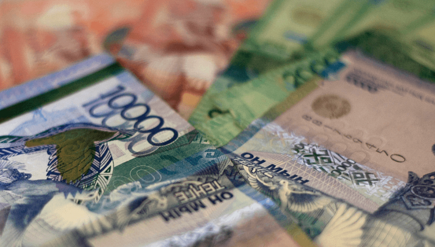 Только три казахстанских банка из топ-10 показали прирост вкладов в апреле
