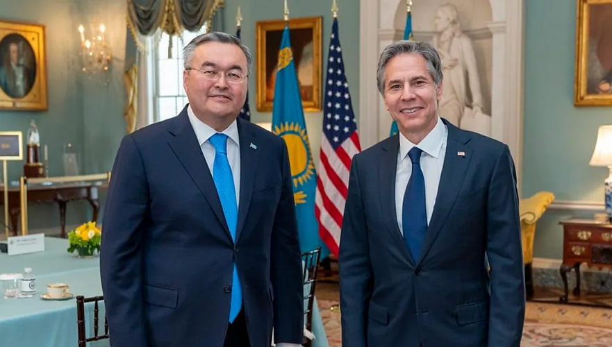 Госсекретарь США позвонил главе МИД Казахстана