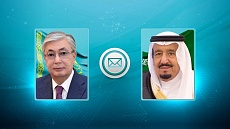 Токаев поздравил короля Саудовской Аравии с днем основания королевства