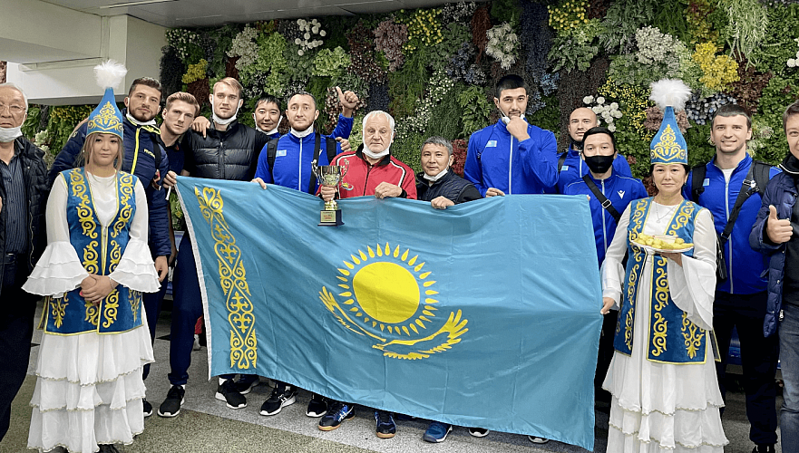 Алматинский волейбольный клуб «Буревестник» с почестями встретили в Бишкеке