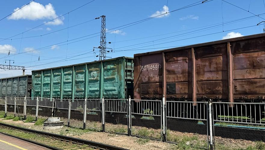 Лизинговую компанию для передачи казахстанских вагонов в аренду хочет создать минтранс