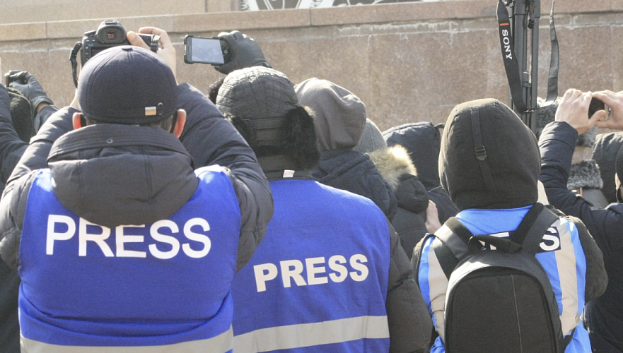 Казахстан обсудит проект закона о СМИ с представителем ОБСЕ 