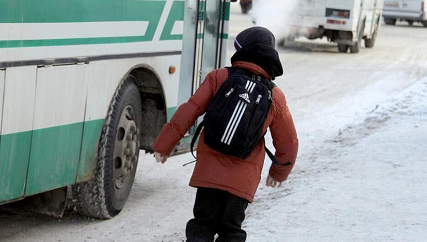 Водителей автобусов в Казахстане планируют наказывать за принудительную высадку детей