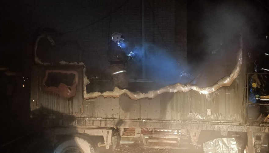 При пожарах погибли трое в Павлодарской области