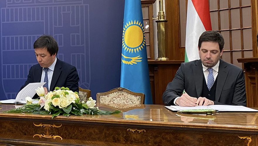 Казахстан и Венгрия подписали меморандум по подготовке кадров в атомной отрасли