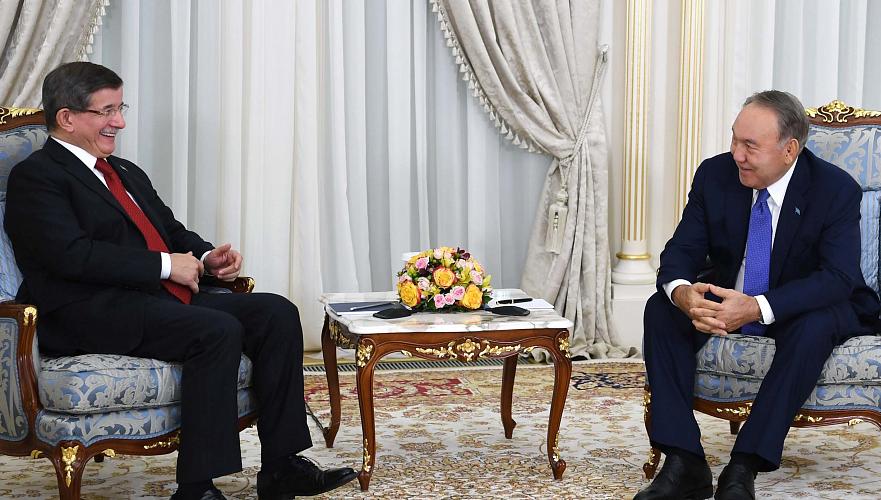 Важность дальнейшего укрепления межгосударственных связей с Турцией отметил Назарбаев