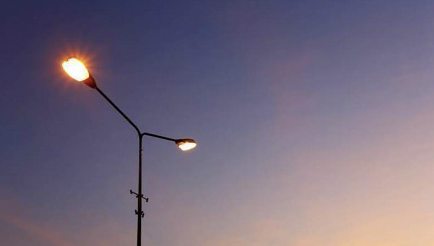 Почти на половине улиц Жетысуского района Алматы имеются проблемы с освещением 
