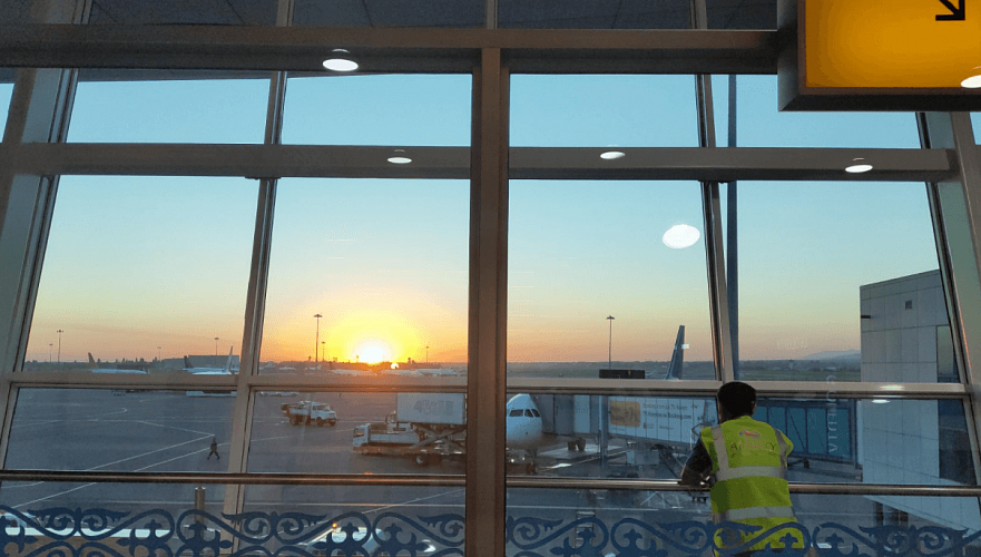 Аэропорту Алматы не позволили почти вдвое повысить тариф на заправку самолетов