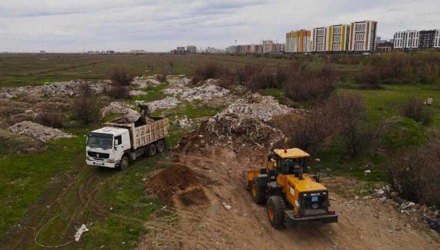 Более 200 тонн мусора канала Нура-Есиль убрали в Астане